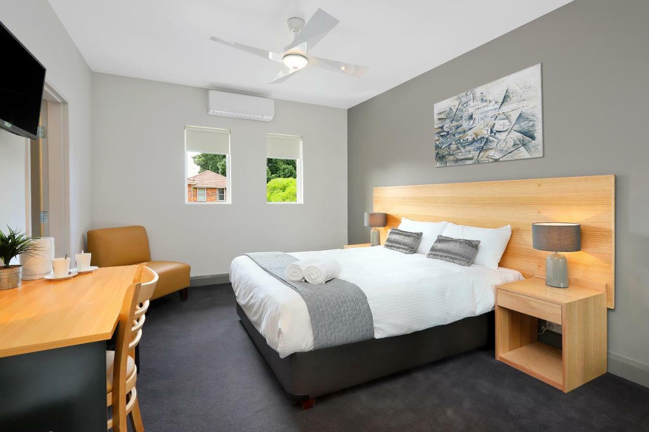 Kingsgrove Hotel Sydney Zewnętrze zdjęcie